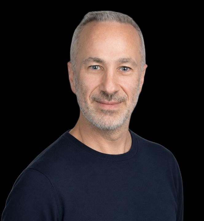 Barry Plaskow portrait